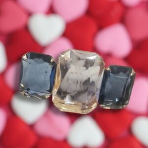 Vtg Avon Blue & Clear Glass Rhinestones Crystals Brooch Pin EUC 80s